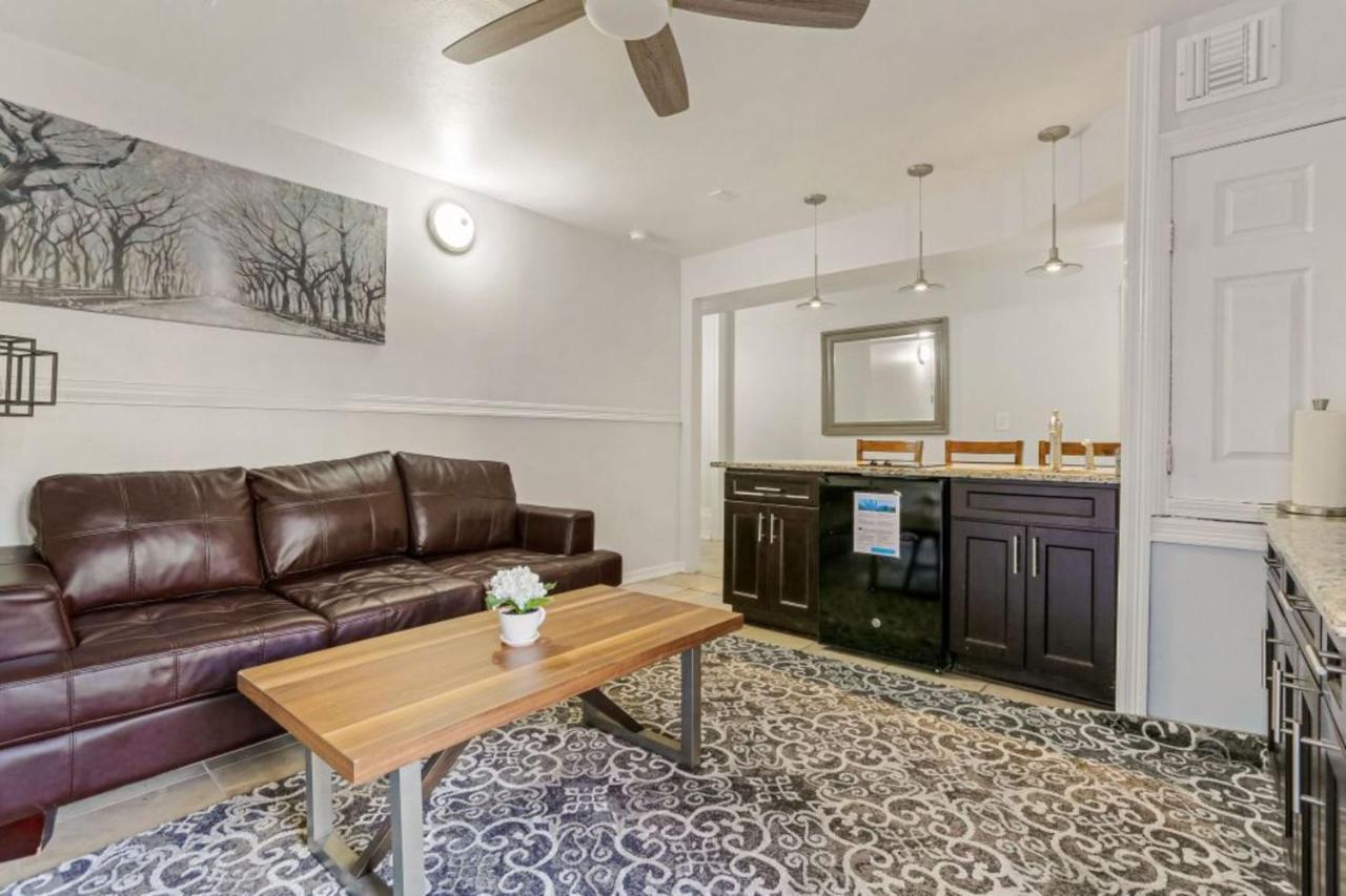 Elegant 4Br Condo In Downtown 新奥尔良 外观 照片
