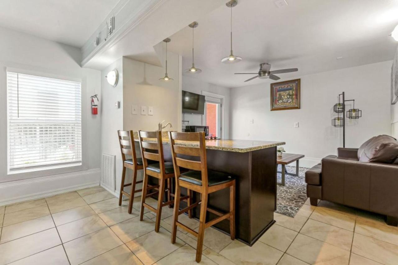 Elegant 4Br Condo In Downtown 新奥尔良 外观 照片